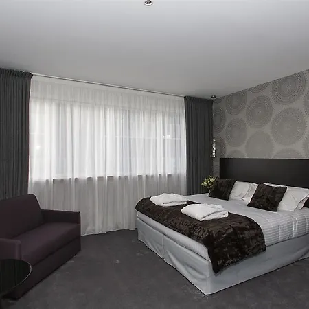 Western Isidore Hotel 4*